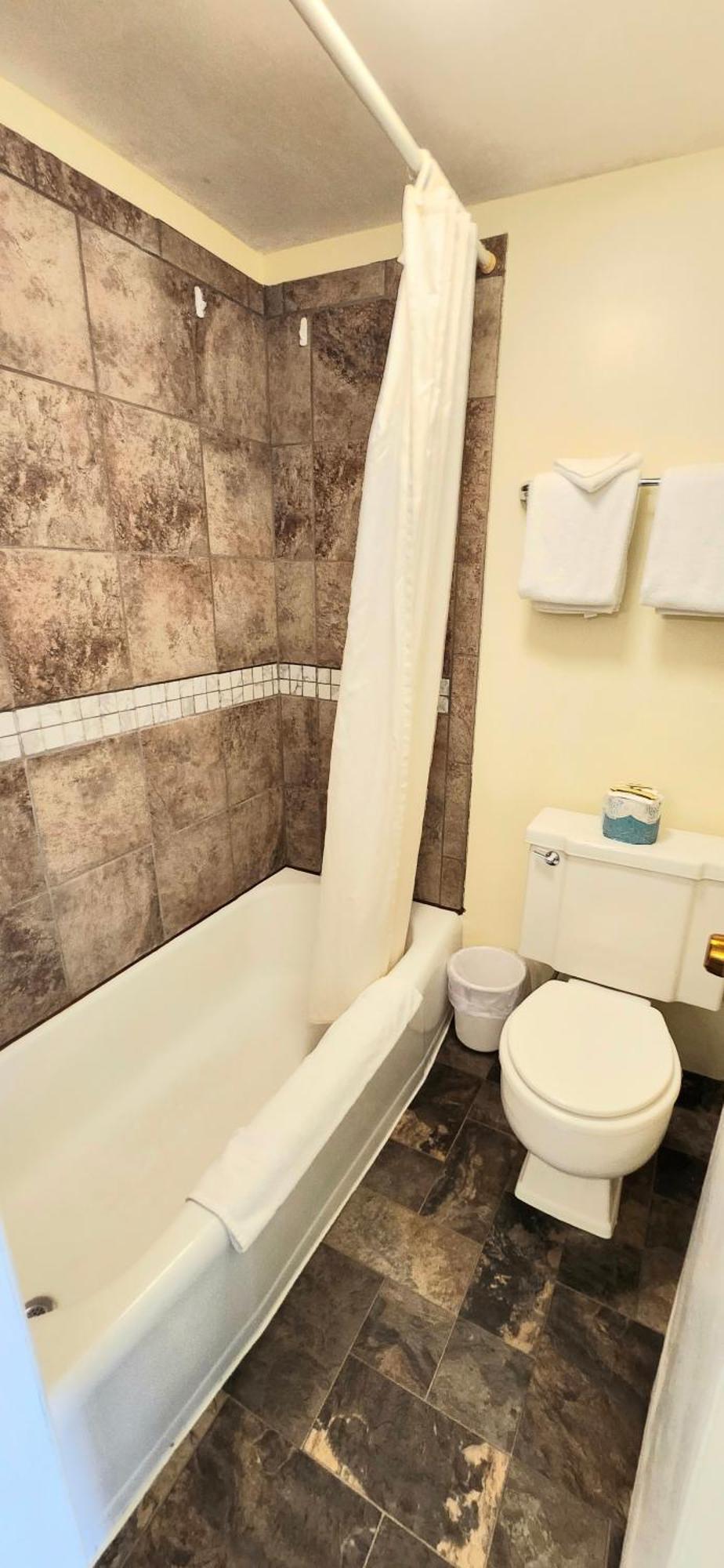 Twin Lakes Inn Bull Shoals Ngoại thất bức ảnh